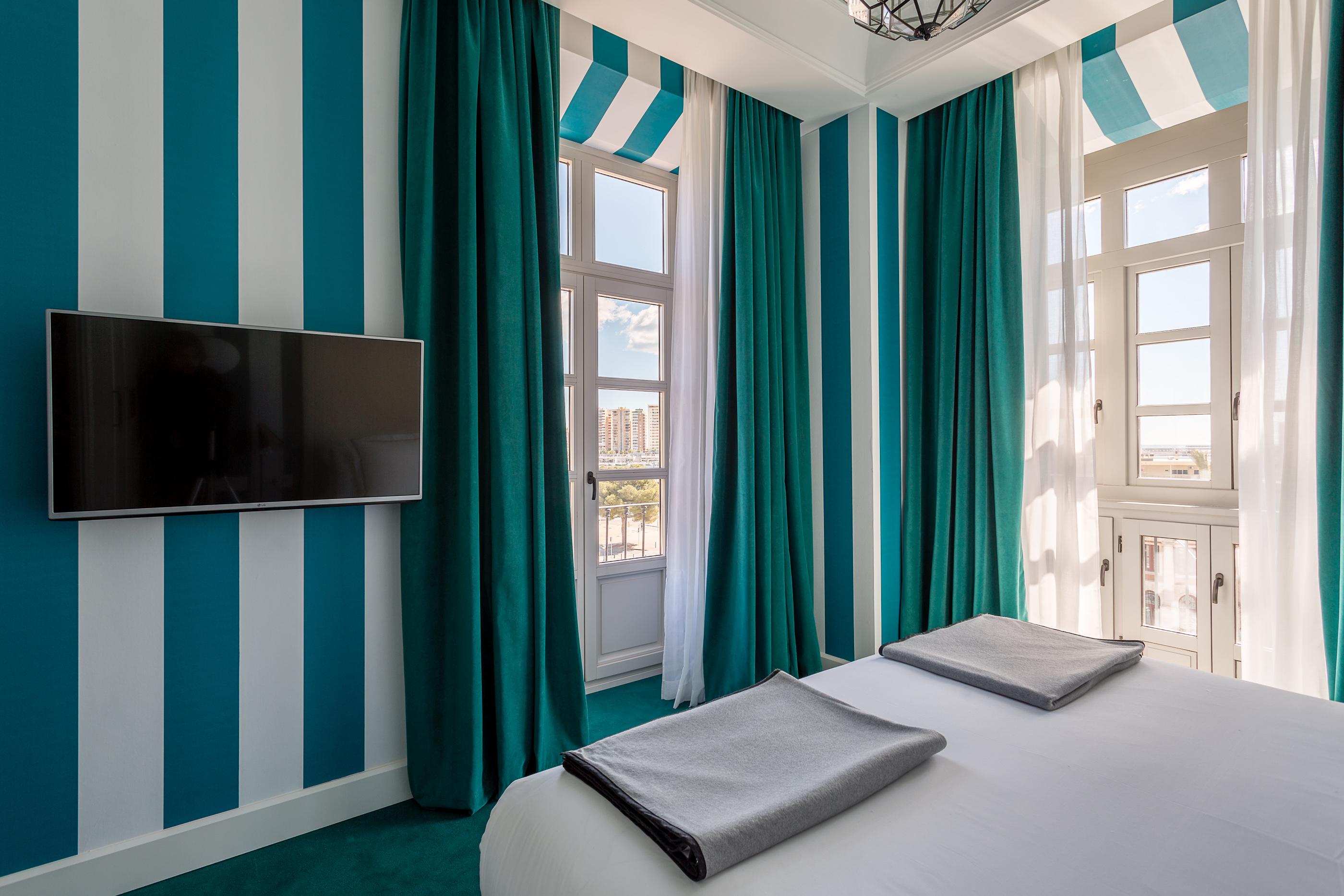 Hotell Mate Valeria 4*